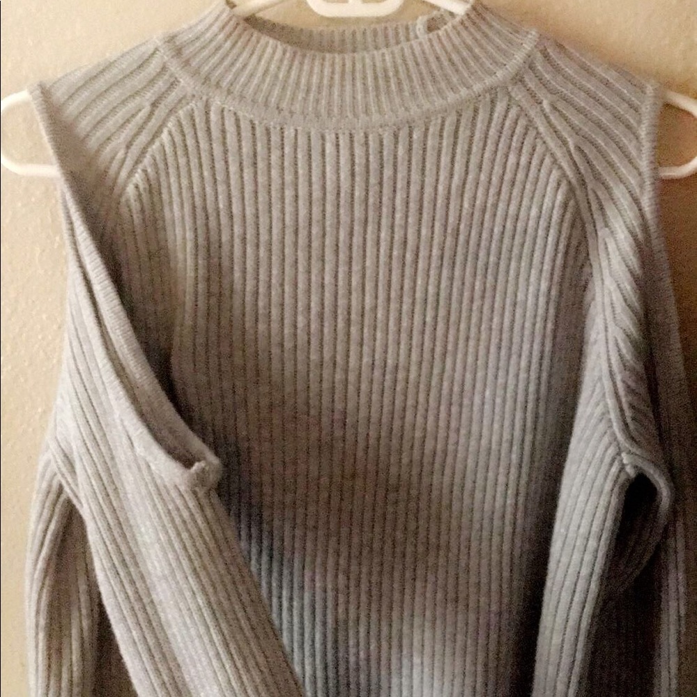 H&M shoulderless sweater